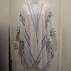 LC Lauren Conrad Cream and Blue Kimono